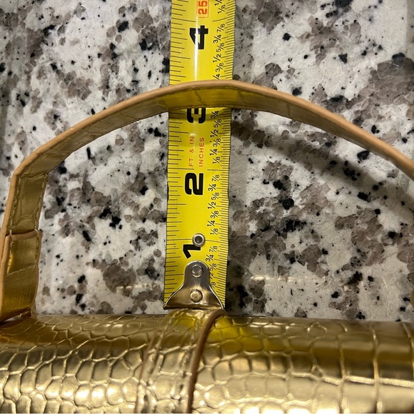 Gold Metallic Croc Embossed Purse NWOT - Picture 14 of 15